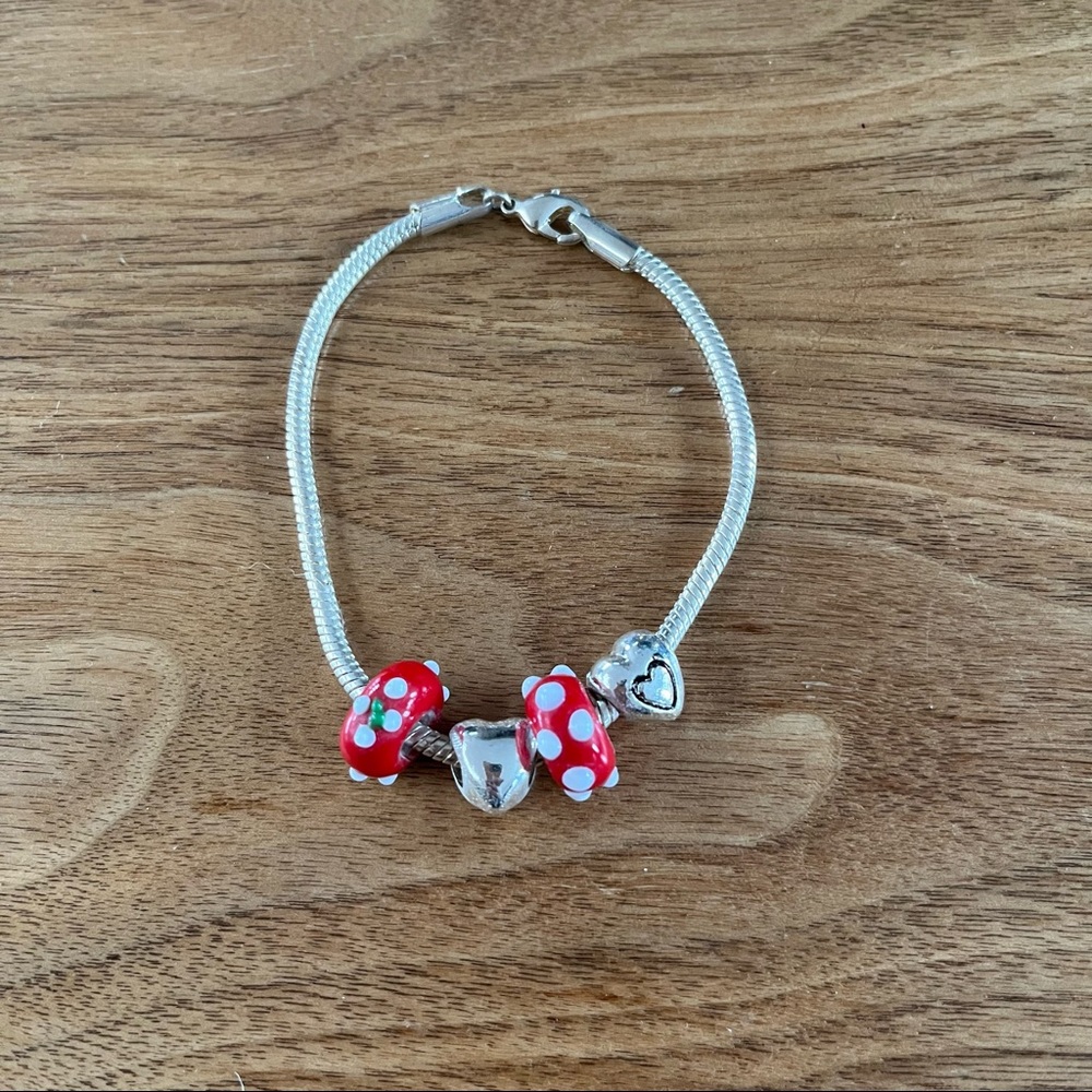 Charm bracelet